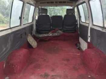 Toyota Hiace 1993 - Bán xe Toyota Hiace đời 1993, màu trắng, nhập khẩu, giá 18tr