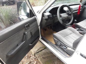 Toyota Cressida 1989 - Bán Toyota Cressida năm 1989, màu trắng, nhập khẩu nguyên chiếc