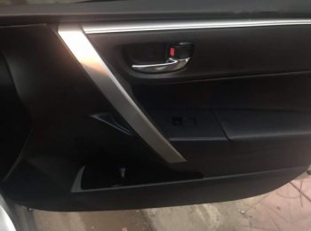 Toyota Corolla Altis 2014 - Cần bán Toyota Corolla altis năm sản xuất 2014, màu bạc giá cạnh tranh
