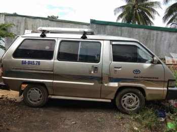 Toyota Hiace   1994 - Cần bán gấp Toyota Hiace năm sản xuất 1994, 7 chỗ không hết niên hạn