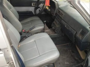 Toyota Corona   1982 - Cần bán xe Toyota Corona 1982, màu bạc, giá 40tr