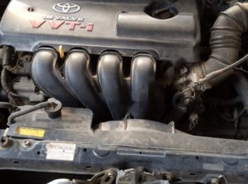 Toyota Corolla Altis 1.8G MT 2005 - Bán Toyota Corolla altis 1.8G MT năm 2005, màu đen