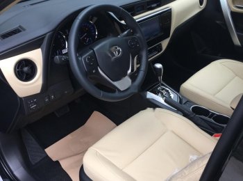 Toyota Corolla Altis 1.8G AT 2019 - Cần bán xe Toyota Corolla altis 1.8G AT năm 2019, màu đen