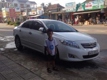 Toyota Corolla Altis 2009 - Chính chủ bán Toyota Corolla altis năm sản xuất 2009, màu trắng. Giá 410tr