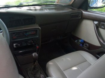 Toyota Corona   1990 - Cần bán Toyota Corona đời 1990, xe nhập, giá chỉ 45 triệu