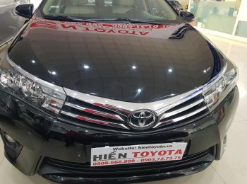 Toyota Corolla Altis 1.8G 2017 - Bán Toyota Corolla altis 1.8G sản xuất 2017, màu đen như mới