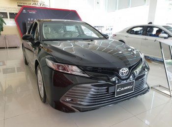 Toyota Camry Q 2019 - Bán Toyota Camry 2019, bản 2.5Q, chỉ với 330 triệu nhận xe mới 100%
