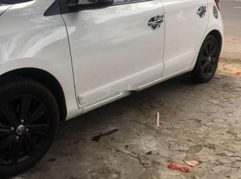 Toyota Yaris 2015 - Cần bán lại xe Toyota Yaris đời 2015, màu trắng, xe nhập