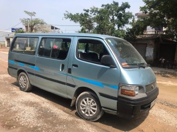 Toyota Hiace 2002 - Cần bán Toyota Hiace đời 2002, màu xanh lam
