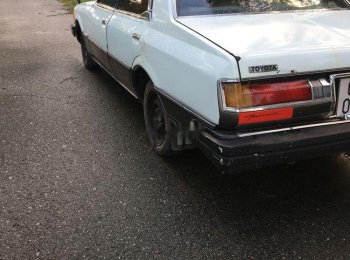 Toyota Crown 1986 - Bán xe Toyota Crown đời 1986, màu trắng, nhập khẩu nguyên chiếc, giá 25tr