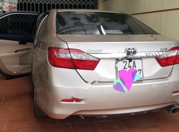 Toyota Camry 2013 - Cần bán lại xe Toyota Camry sản xuất 2013, số tự động ,giá cạnh tranh