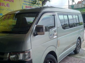 Toyota Hiace    2010 - Cần bán lại xe Toyota Hiace năm sản xuất 2010