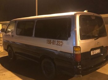 Toyota Hiace 2001 - Bán ô tô Toyota Hiace năm sản xuất 2001 giá tốt xe nguyên bản