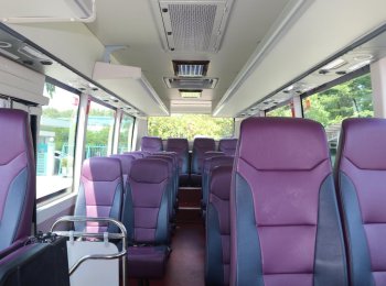Toyota Hiace   2019