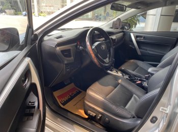Toyota Corolla Altis 1.8G 2016 - Cần bán xe Toyota Corolla altis 1.8G đời 2016, màu bạc, giá tốt