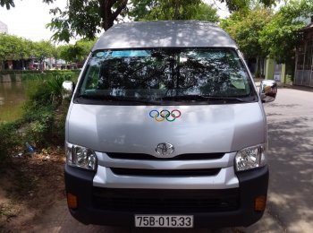 Toyota Hiace G 2014 - Bán Toyota Hiace G 2014, màu bạc, xe nhập