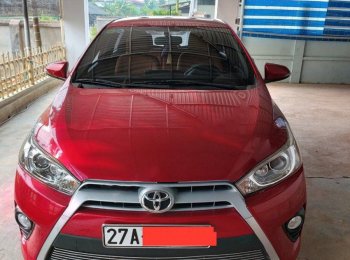 Toyota Yaris   2015 - Cần bán xe Toyota Yaris 2015, màu đỏ, nhập khẩu nguyên chiếc  