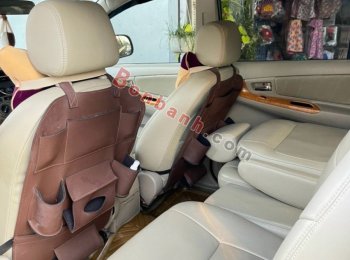 Toyota Innova   SR 2011 - Bán Toyota Innova SR đời 2011, màu xám còn mới
