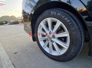 Toyota Camry   2.5Q  2012 - Cần bán Toyota Camry 2.5Q năm sản xuất 2012, màu đen còn mới, giá chỉ 638 triệu