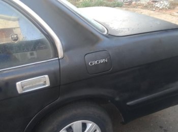 Toyota Crown 1993 - Xe Toyota Crown sản xuất năm 1993, xe nhập số sàn