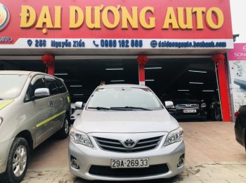 Toyota Corolla 2011 - Màu bạc, xe nhập