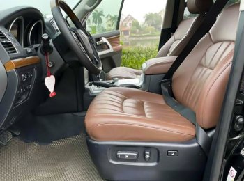 Toyota Land Cruiser 2013 - Màu đen, nhập khẩu chính chủ