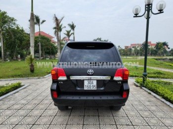 Toyota Land Cruiser 2013 - Màu đen