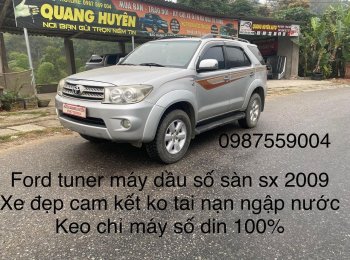 Toyota Fortuner 2009 - Máy dầu, số sàn