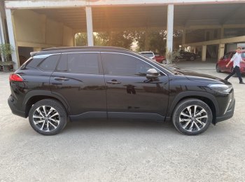 Toyota Corolla Cross 2021 - Máy móc keo chỉ zin từng con ốc