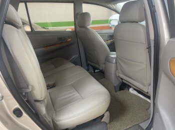 Toyota Innova 2011 - Lốp mới, đăng kiểm dài