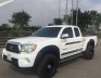 Toyota Tacoma   2005 - Bán Toyota Tacoma đời 2005, màu trắng số tự động 