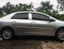 Toyota Vios 2011 - Chính chủ bán Toyota Vios đời 2011, màu bạc