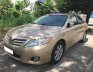 Toyota Camry LE 2010 - Bán xe Toyota Camry LE đời 2010, màu vàng, nhập khẩu