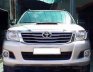Toyota Hilux 2013 - Bán xe Toyota Hilux đời 2013, màu bạc ít sử dụng, giá tốt