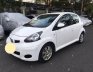 Toyota Aygo 2012 - Bán Toyota Aygo sản xuất 2012, màu trắng, xe nhập số tự động, giá 310tr