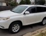 Toyota Highlander 2013 - Bán Toyota Highlander đời 2013, màu trắng, nhập khẩu