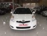 Toyota Yaris 2010 - Cần bán lại xe Toyota Yaris đời 2010, màu trắng, xe nhập