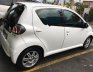 Toyota Aygo 2012 - Cần bán gấp Toyota Aygo sản xuất năm 2012, màu trắng, nhập khẩu số tự động, 335tr