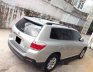 Toyota Highlander SE  2012 - Bán ô tô Toyota Highlander SE sản xuất năm 2012, màu bạc, nhập khẩu nguyên chiếc số tự động