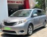 Toyota Sienna   3.5LE 2011 - Bán Toyota Sienna 3.5LE đời 2011, màu bạc xe gia đình