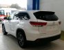 Toyota Highlander 2018 - Giao ngay xe mới nhập khẩu Mỹ Toyota Highlander LE màu trắng