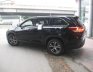 Toyota Highlander LE 2.7 2017 - Bán Toyota Highlander LE 2.7 năm 2017, màu đen, xe nhập