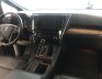 Toyota Alphard Executive Louge 2016 - Bán xe Toyota Alphard Executive Louge năm 2016 đăng ký T12.2017 xe đăng ký biển Hà Nội, xe đẹp xuất sắc đi chưa tới 1 vạn