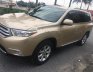 Toyota Highlander SE 2.7 2011 - Bán Toyota Highlander SE 2.7 đời 2011, màu vàng, nhập khẩu nguyên chiếc