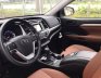 Toyota Highlander LE 2.7 2017 - Bán Toyota Highlander LE 2.7 đời 2017, màu nâu, nhập khẩu nguyên chiếc