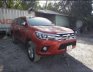 Toyota Hilux 2017 - Cần bán xe Toyota Hilux đời 2017, màu đỏ như mới