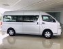 Toyota Hiace 2018 - Bán Toyota Hiace sản xuất năm 2018, màu bạc, nhập khẩu nguyên chiếc
