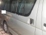 Toyota Hiace 2011 - Cần bán gấp Toyota Hiace đời 2011, màu bạc