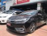 Toyota Corolla Altis 2.0V Luxury 2017 - Cần bán xe Toyota Corolla Altis 2.0V Luxury đời 2017, màu nâu giá cạnh tranh