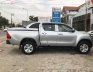 Toyota Hilux 2015 - Cần bán Toyota Hilux đời 2015, màu bạc, nhập khẩu như mới, giá 550tr